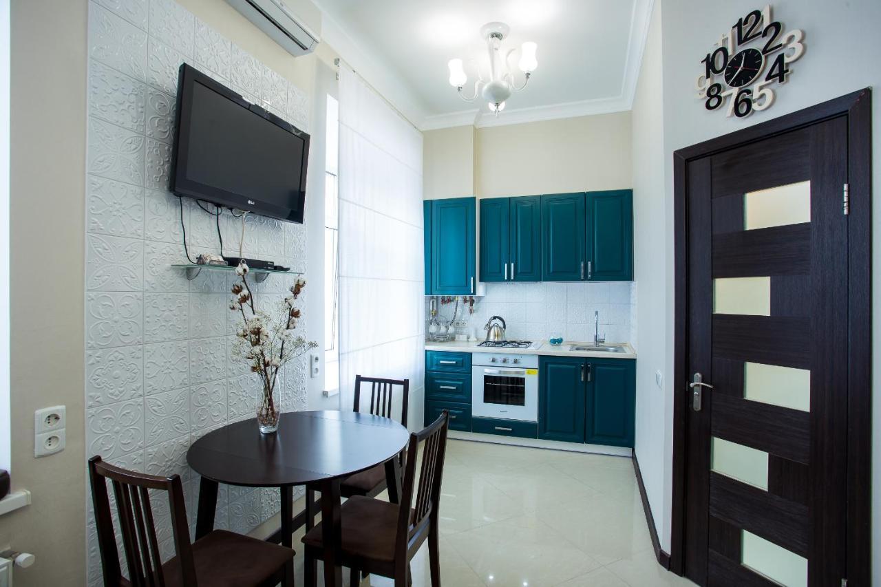 Lotos For You Apartments Николайев Екстериор снимка