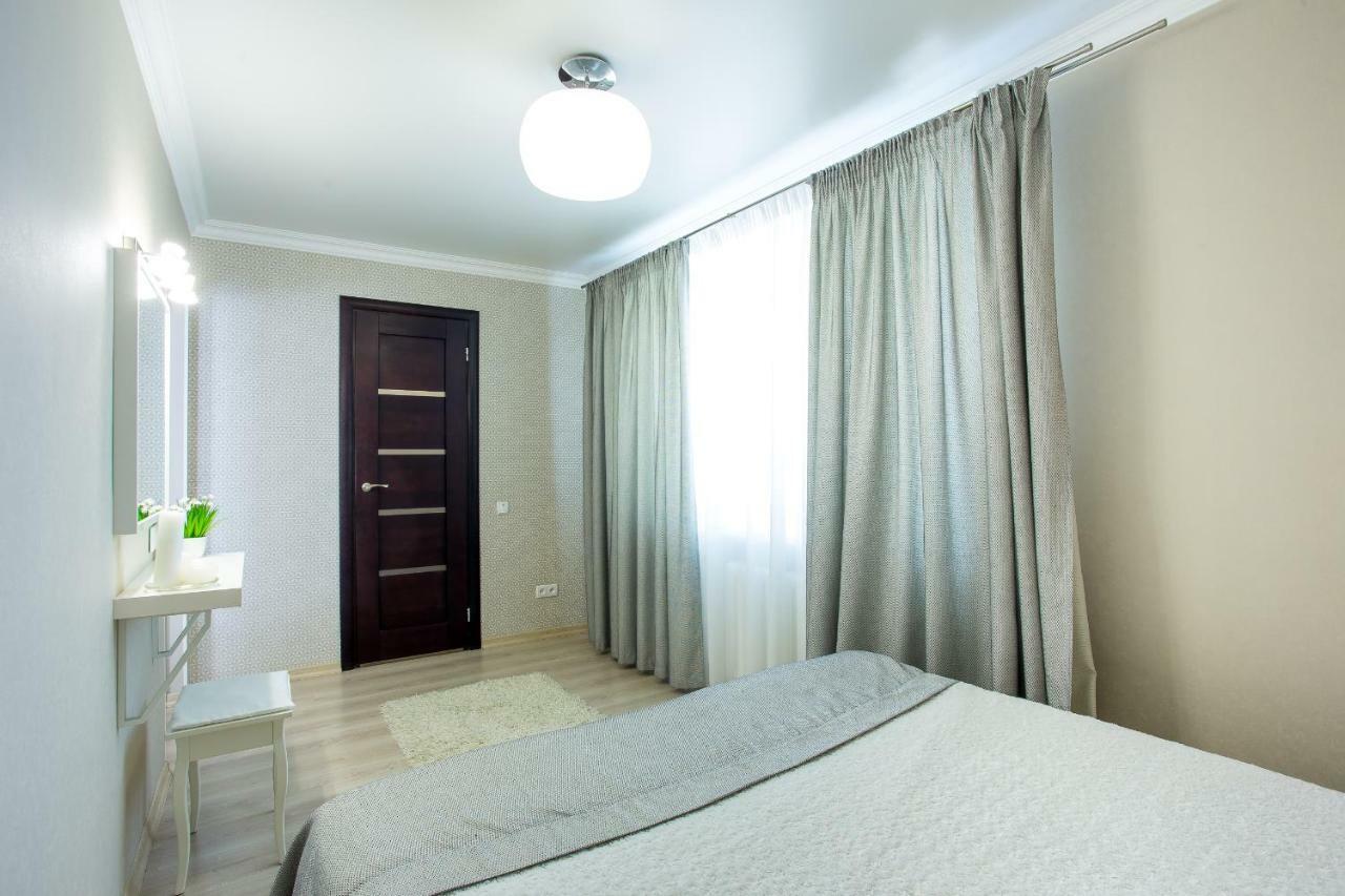 Lotos For You Apartments Николайев Екстериор снимка