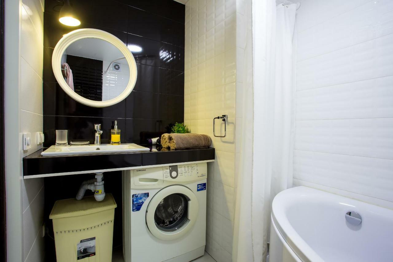 Lotos For You Apartments Николайев Екстериор снимка
