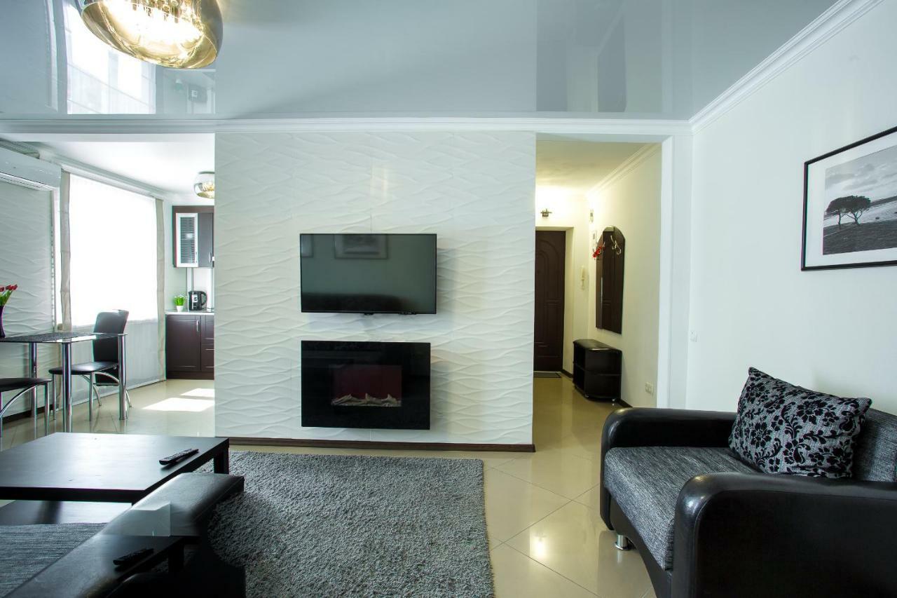 Lotos For You Apartments Николайев Екстериор снимка