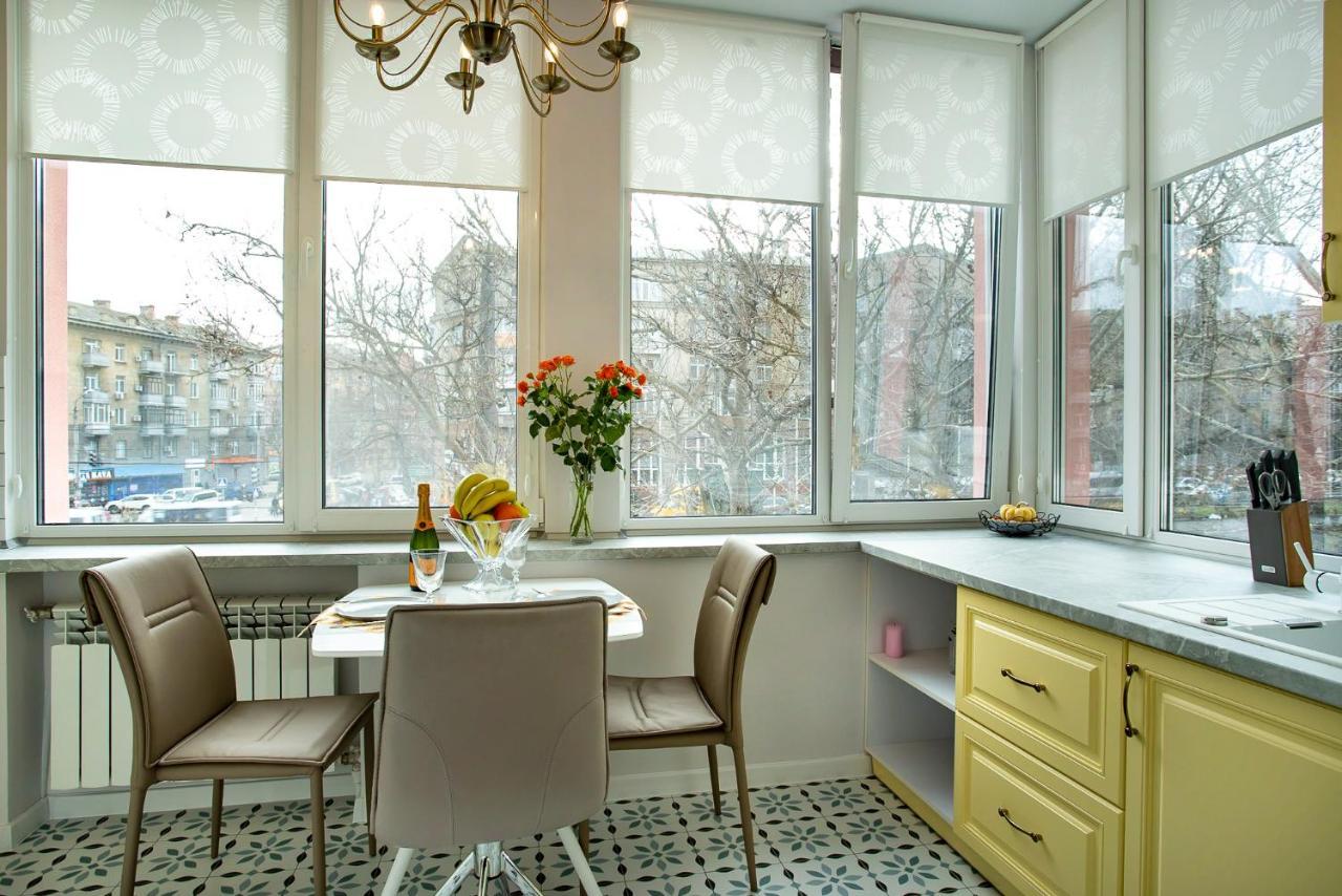 Lotos For You Apartments Николайев Екстериор снимка